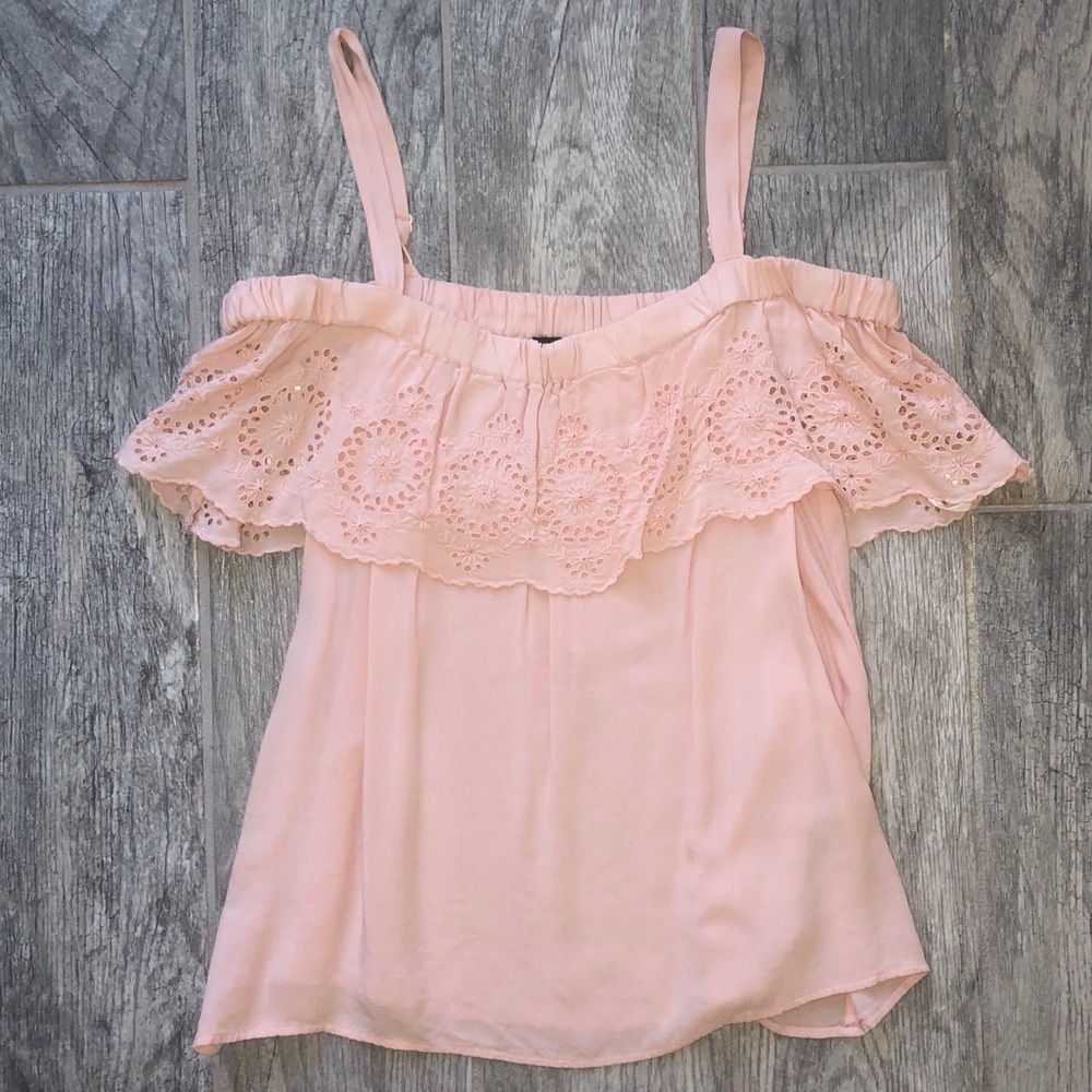 Jessica Simpson pink tank with lace detail